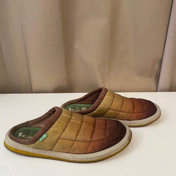 Sanuk‎ Men’s Slippers Size 9 Quilted Gradient Comfort House Shoes - Picture 2 of 8